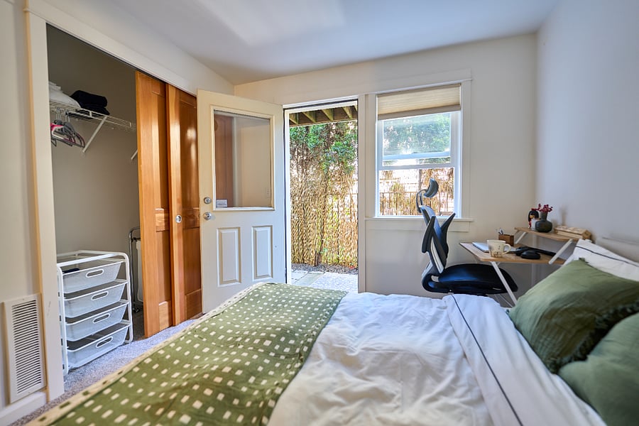 Furnished Finder property 696680_1 photo 1