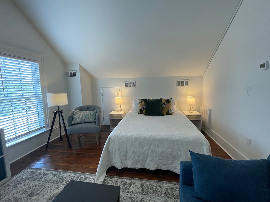Furnished Finder property 696688_9 photo 3