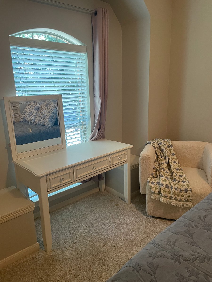 Furnished Finder property 696695_2 photo 5