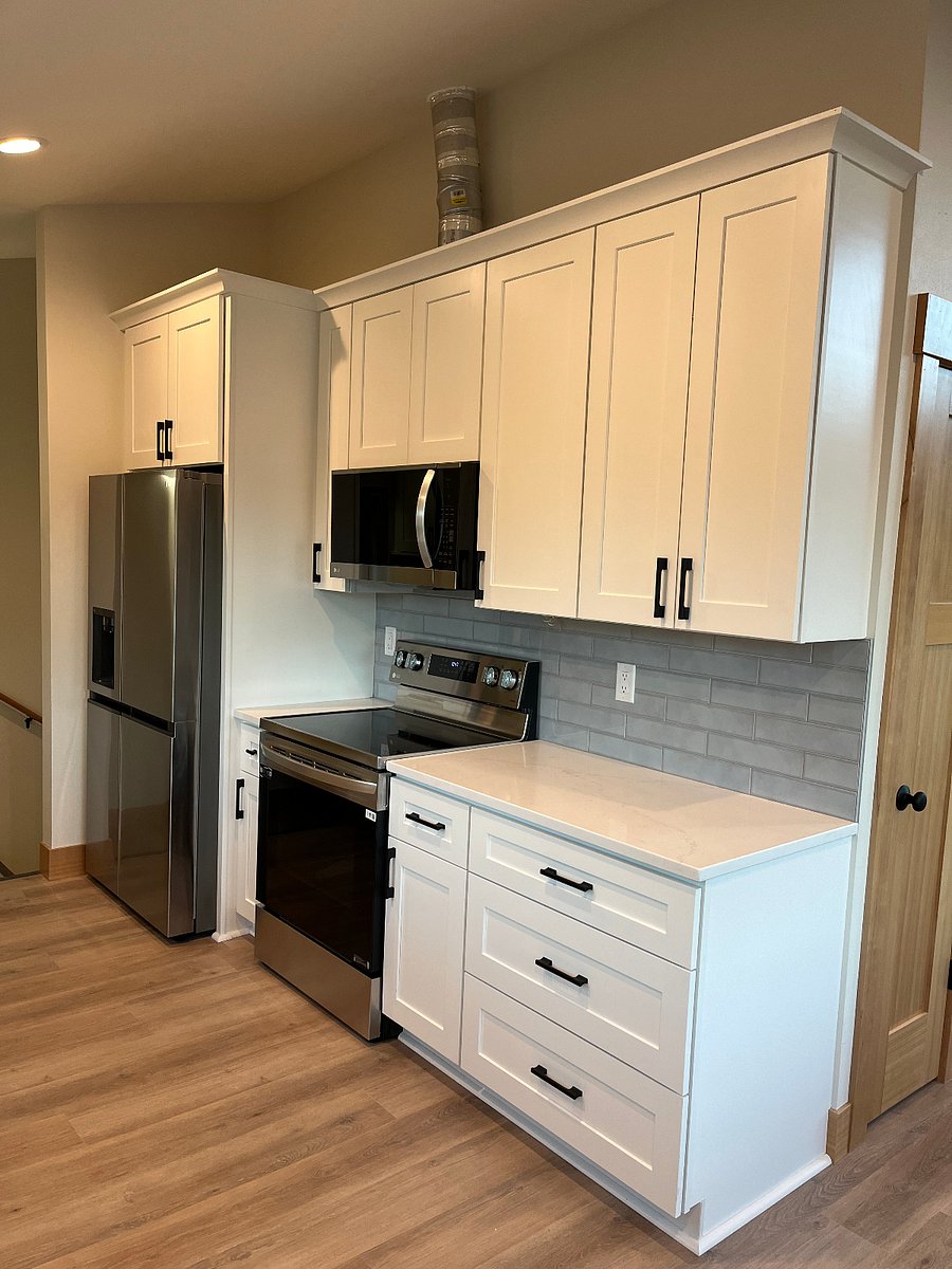 Fridge and range