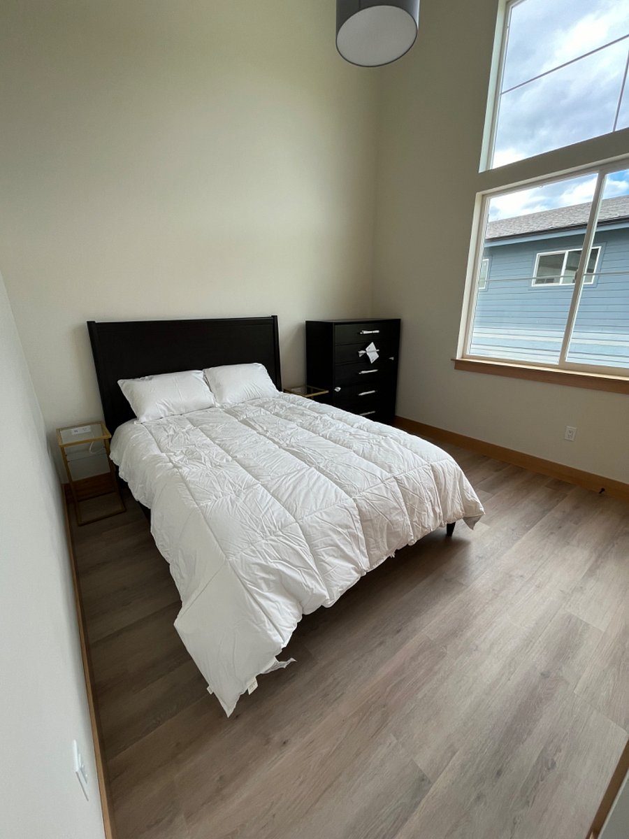 Furnished Finder property 696698_1 photo 12