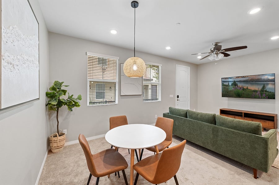 Furnished Finder property 696715_1 photo 5
