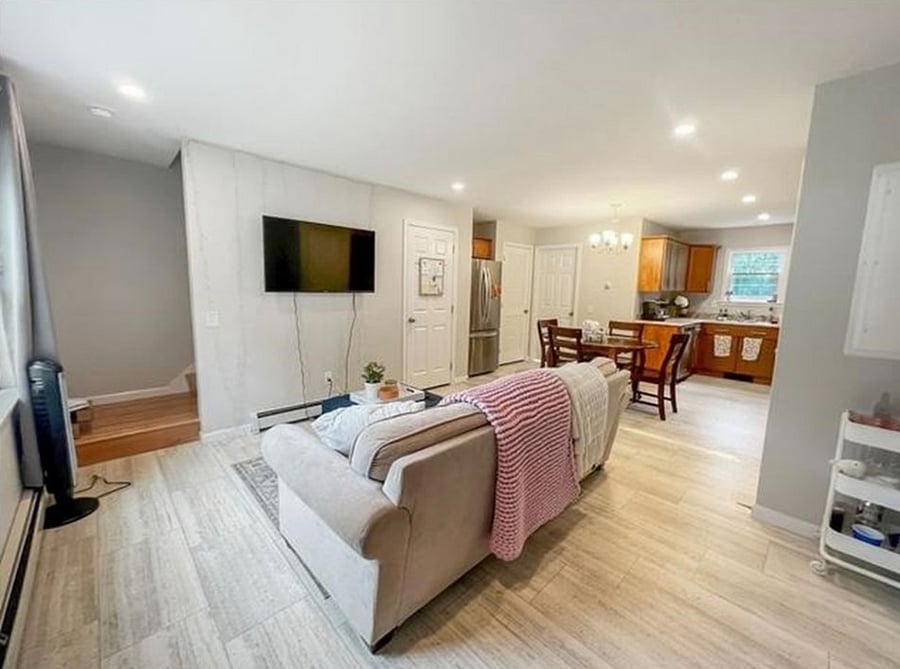 Furnished Finder property 696720_4 photo 6