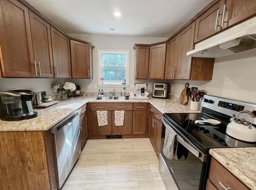 Furnished Finder property 696720_6 photo 10
