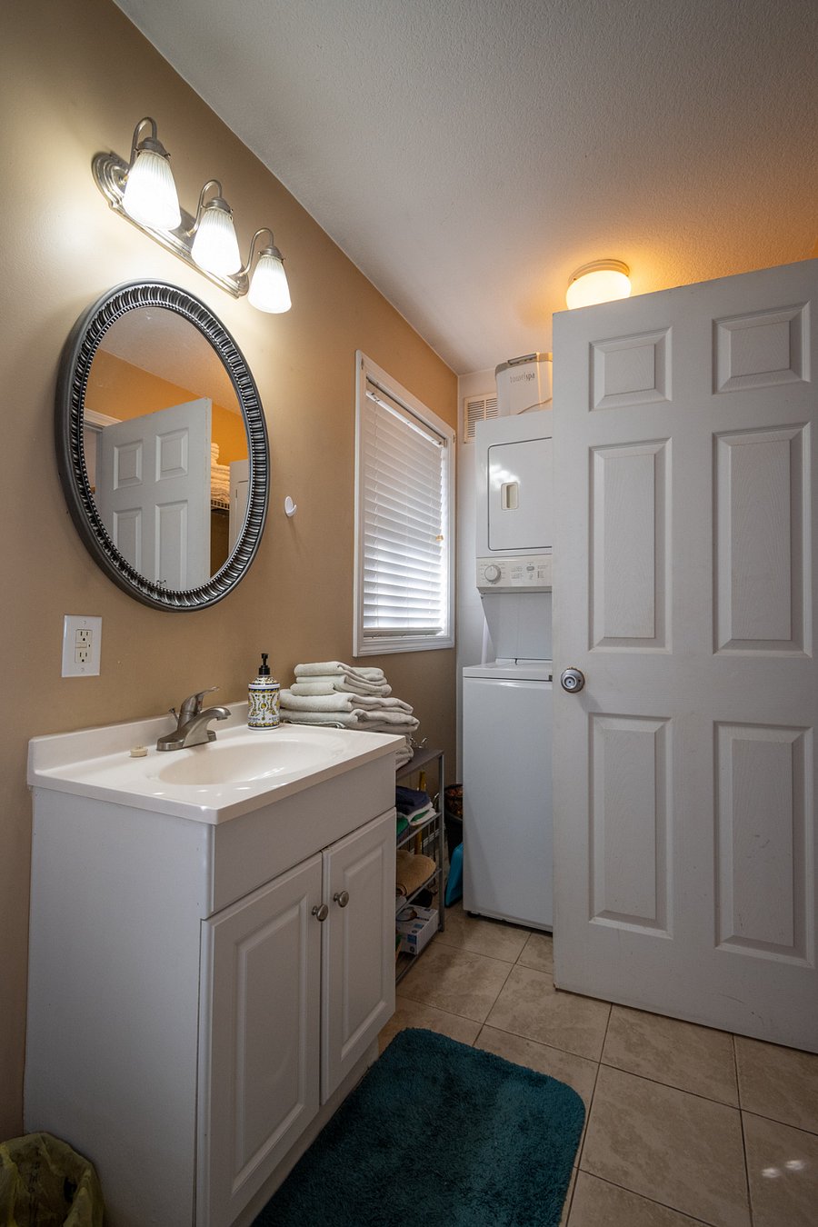 Bathroom sink