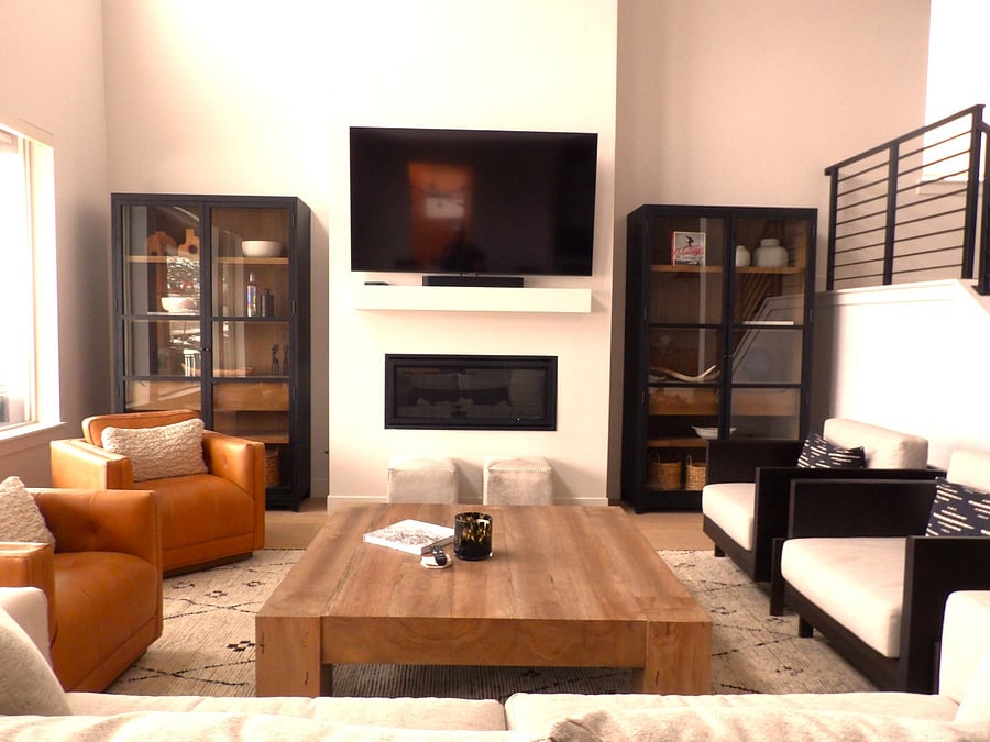 Family room with smart TV
