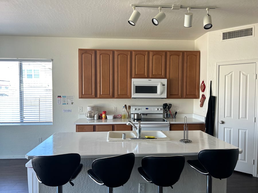 Kitchen equipped