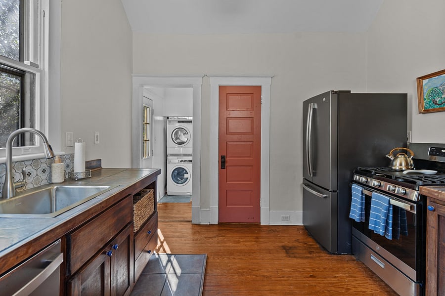 Furnished Finder property 696872_1 photo 20