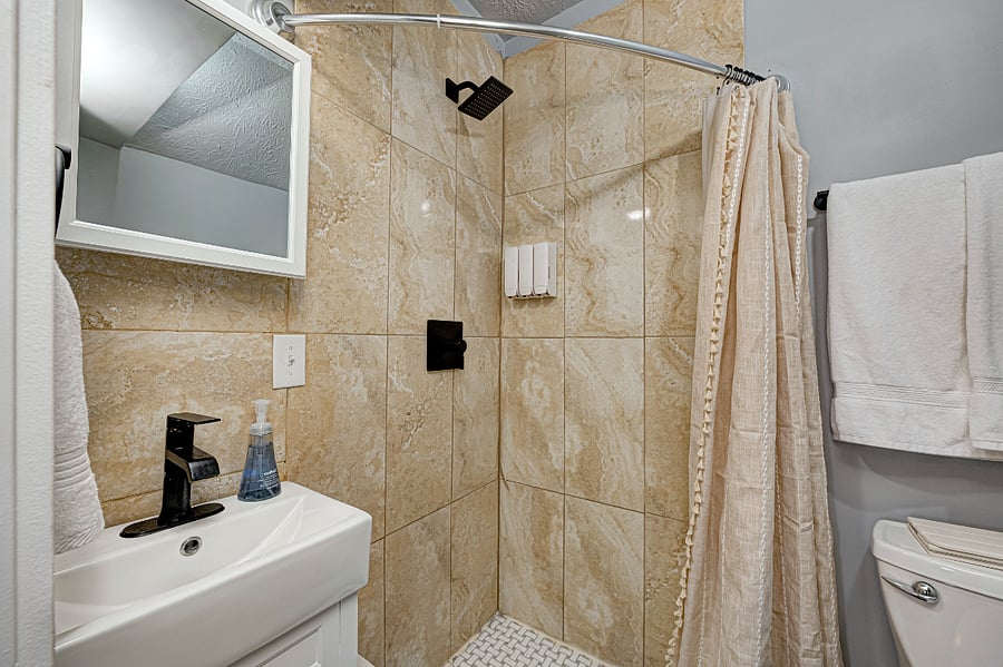 Furnished Finder property 696912_1 photo 8