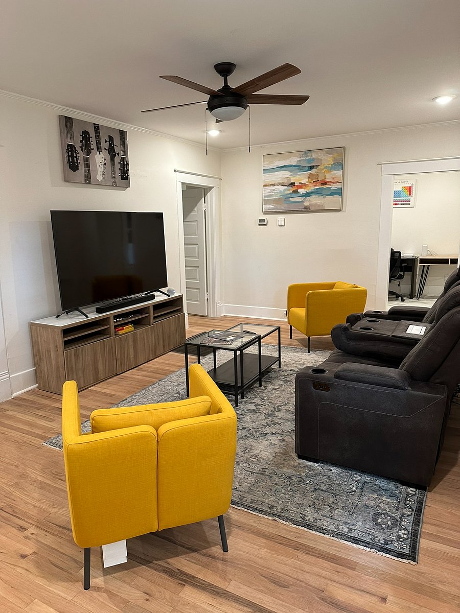 Furnished Finder property 696958_1 photo 3
