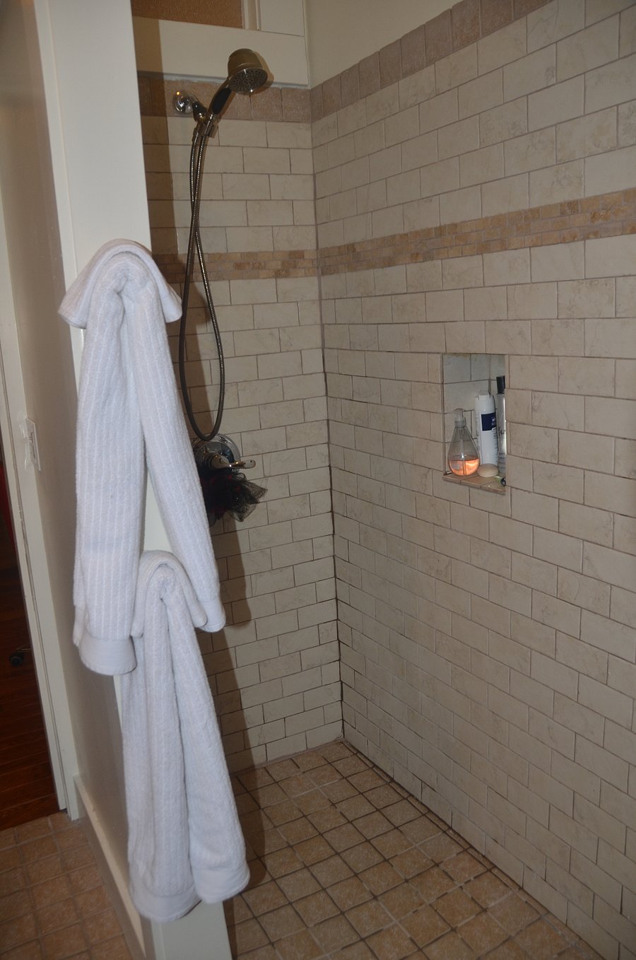 Furnished Finder property 696969_1 photo 9