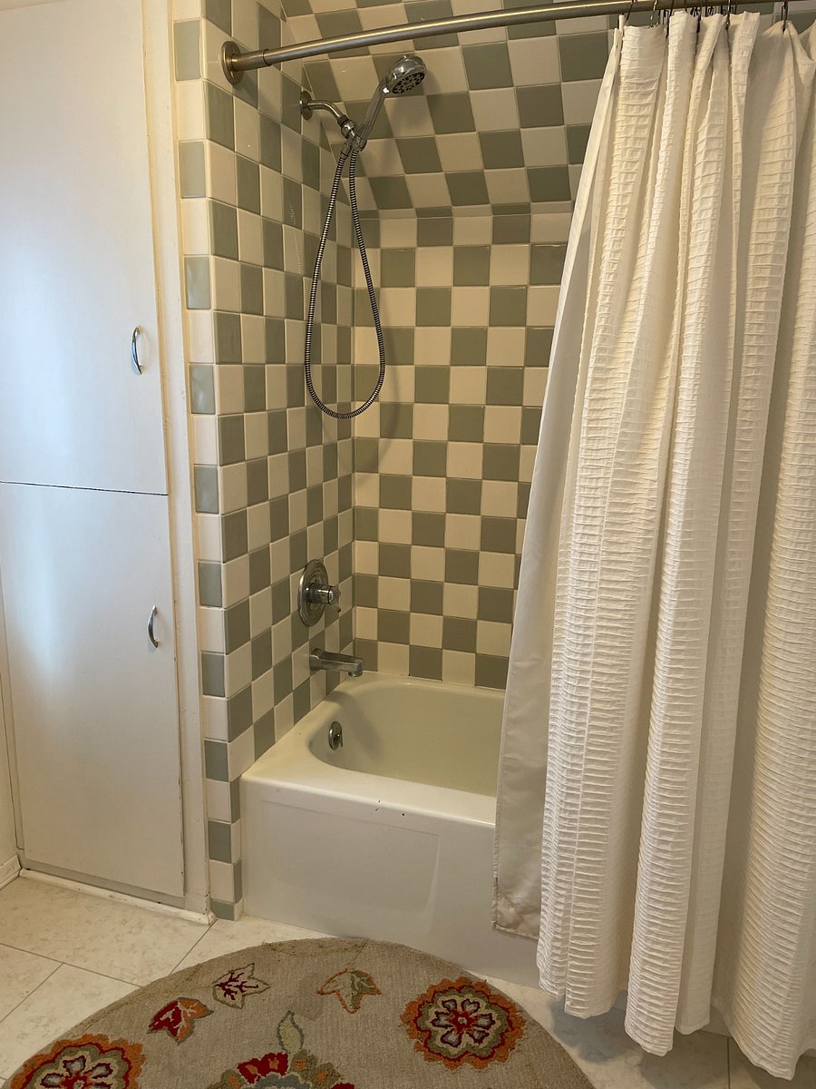Furnished Finder property 697005_1 photo 1