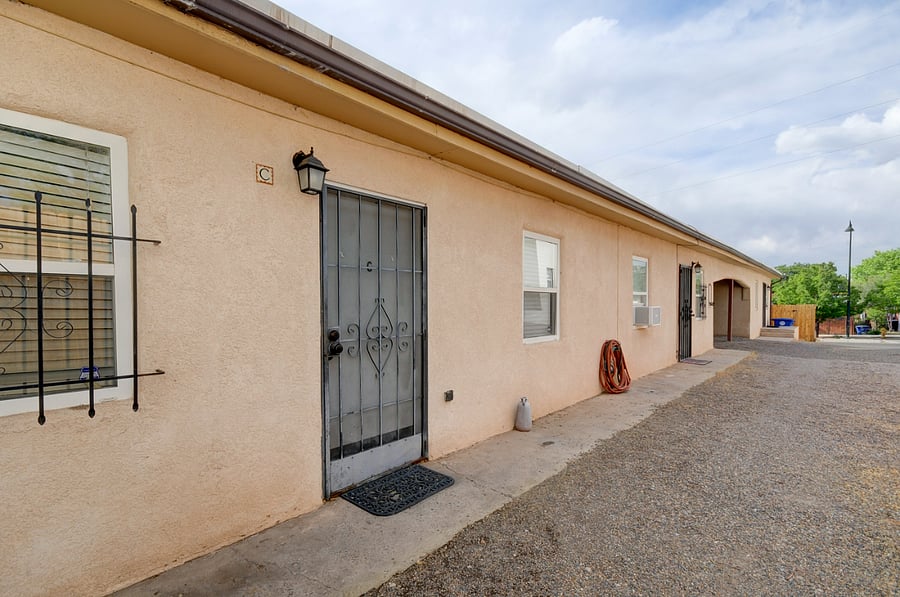 Furnished Finder property 697150_1 photo 17