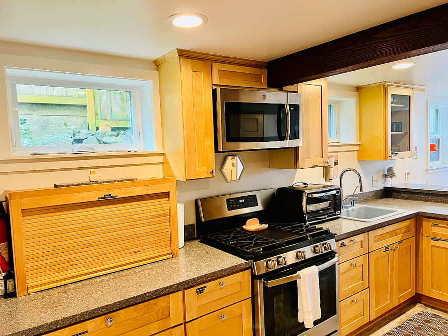 Furnished Finder property 697266_1 photo 16