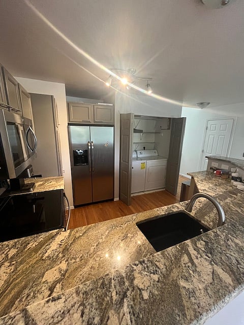 Furnished Finder property 697328_1 photo 11