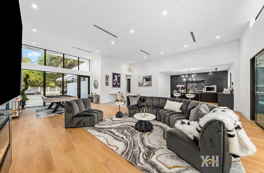 Furnished Finder property 697420_1 photo 11