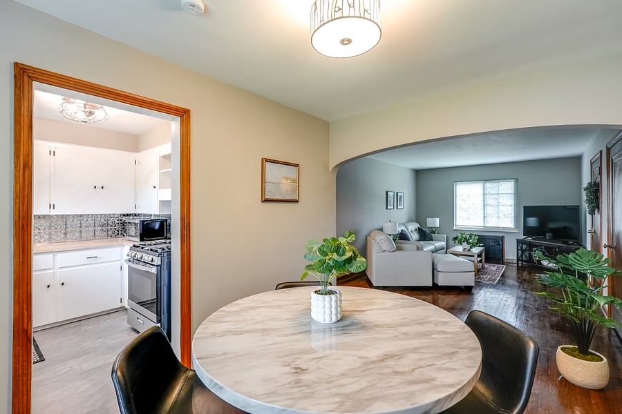 Furnished Finder property 697433_6 photo 17