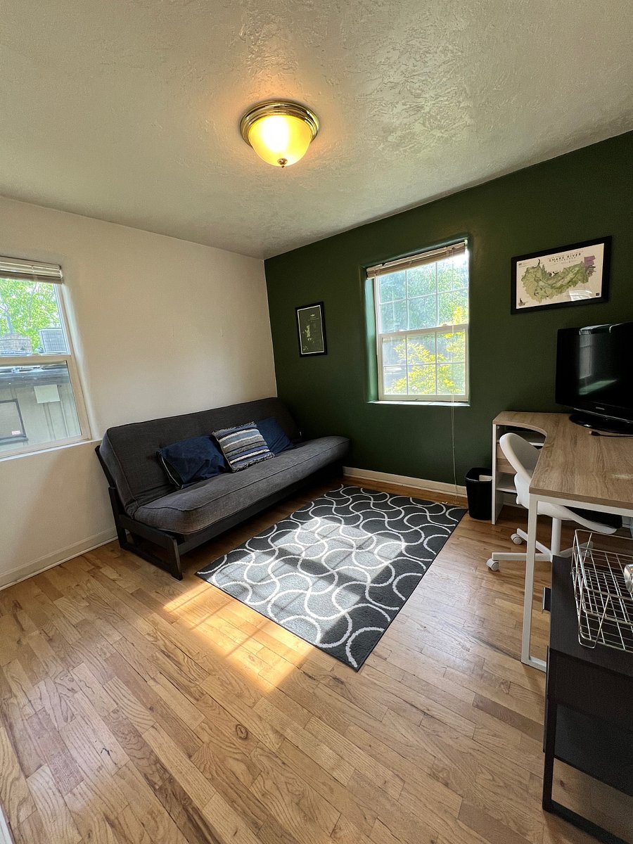 Furnished Finder property 697479_1 photo 3