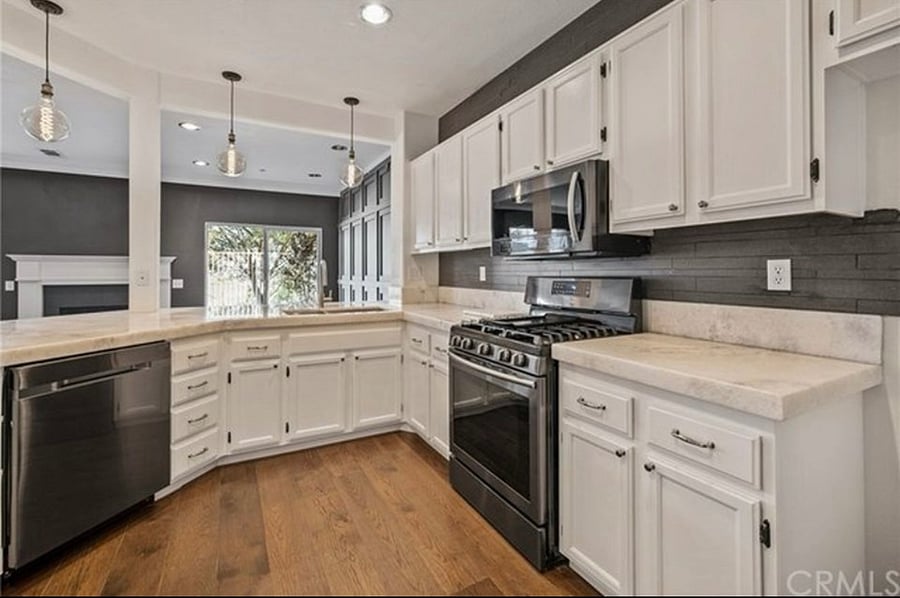 Furnished Finder property 697517_1 photo 6