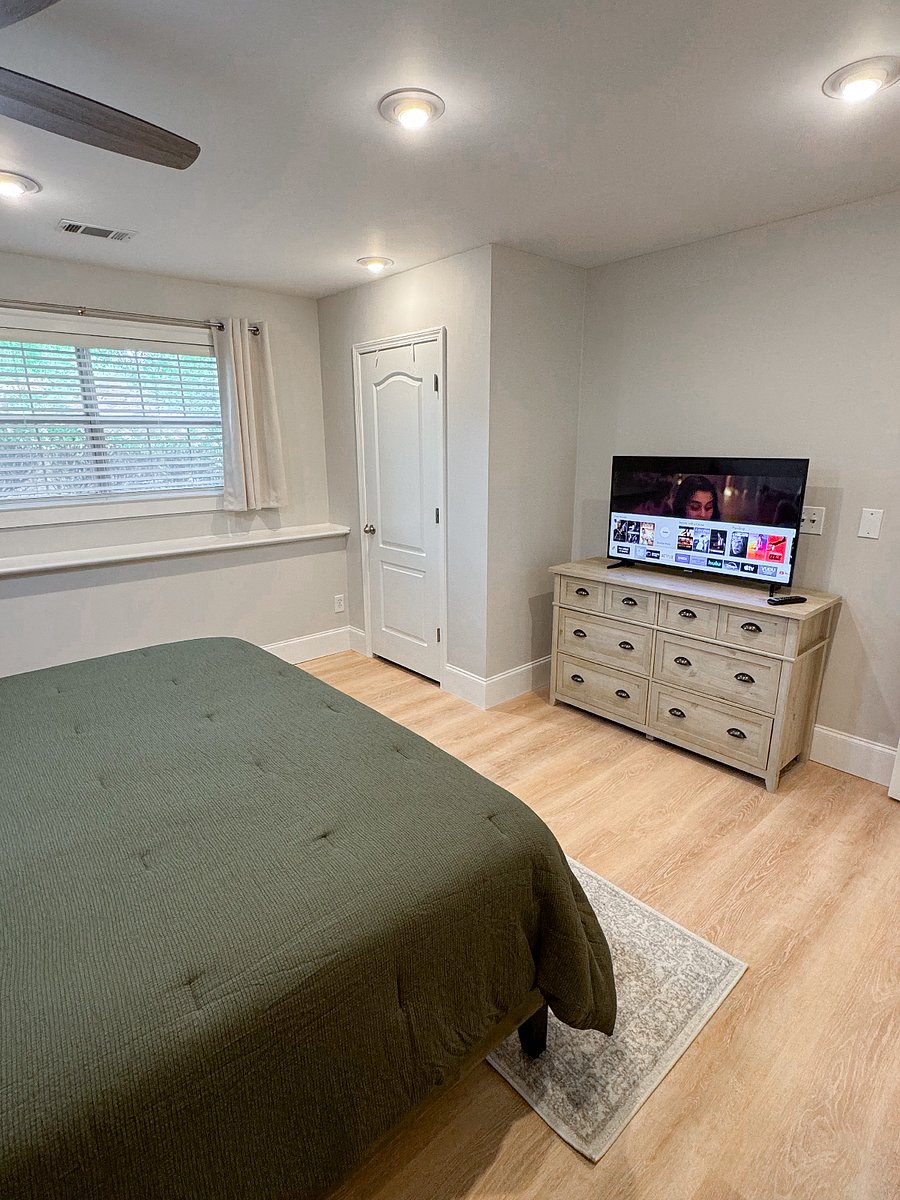 Furnished Finder property 697576_1 photo 24