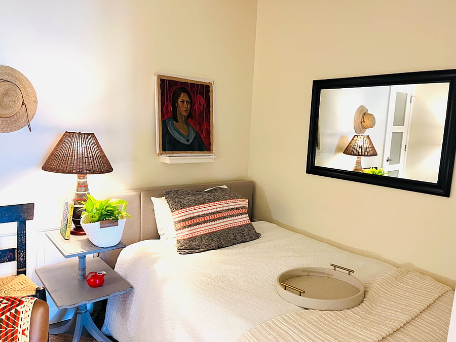 Interior Guest Bedroom - Full Bed