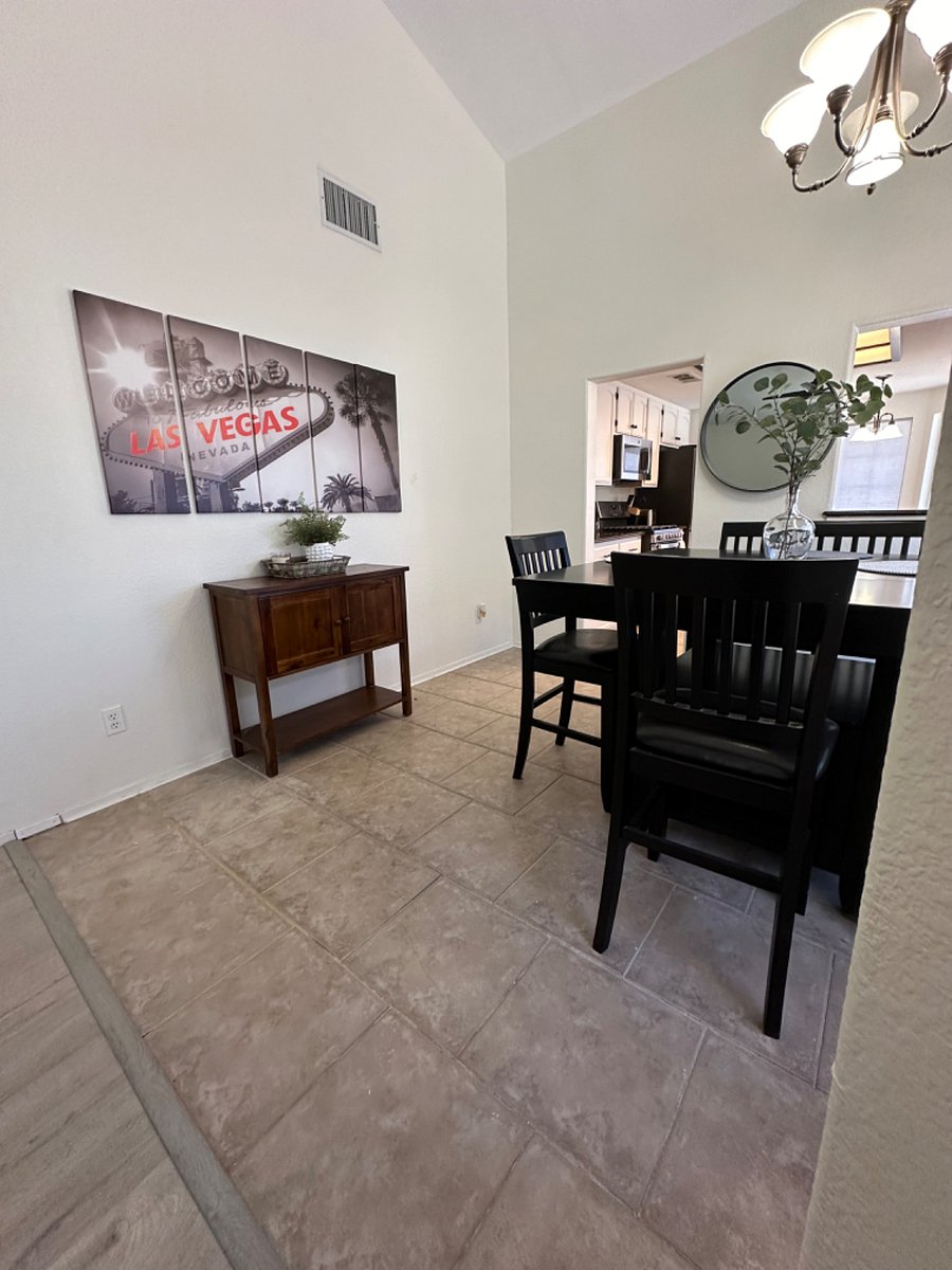 Furnished Finder property 697631_1 photo 1