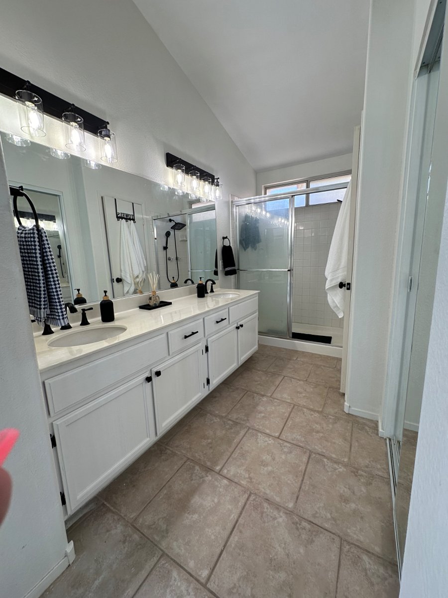 Furnished Finder property 697631_1 photo 9