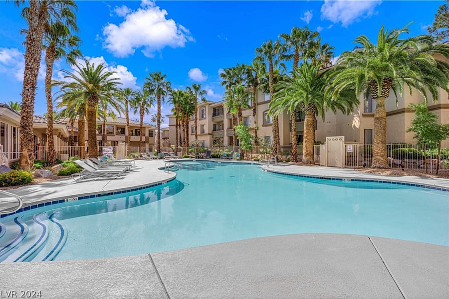 Furnished Finder property 697658_1 photo 15