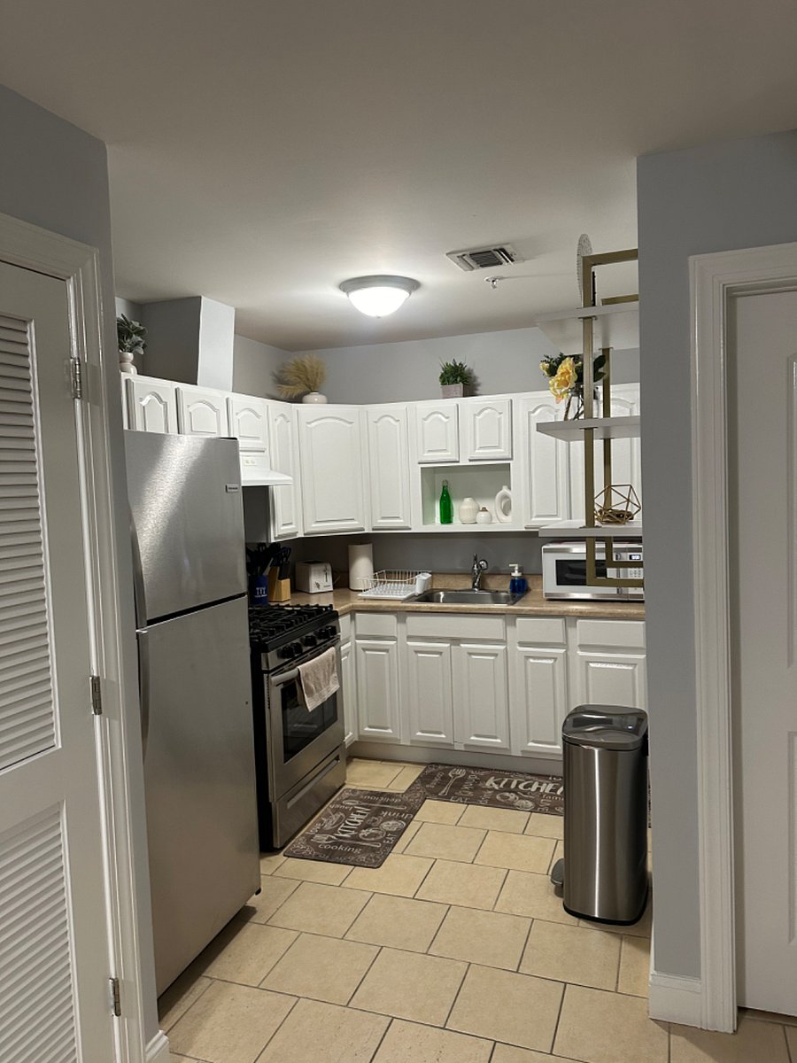 Furnished Finder property 697676_1 photo 9