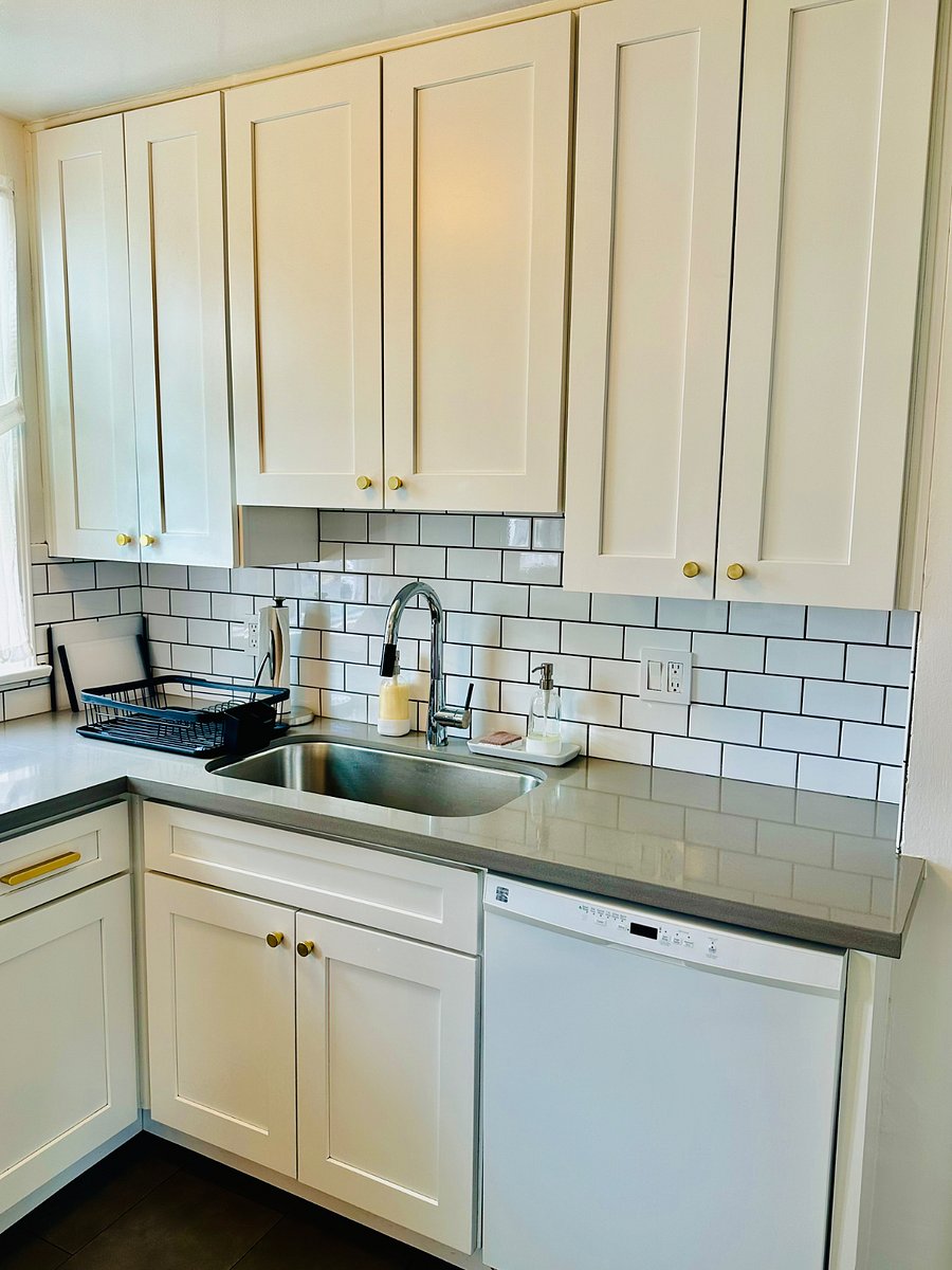 Furnished Finder property 697680_1 photo 12