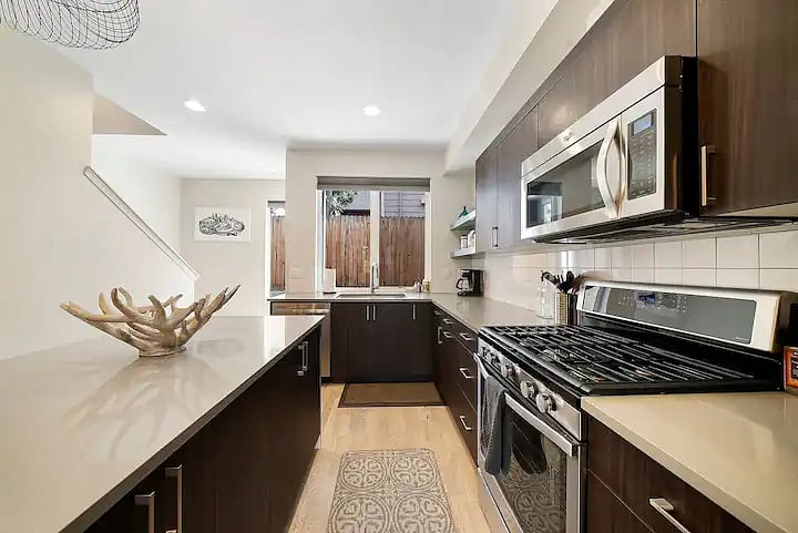 Furnished Finder property 697704_1 photo 4