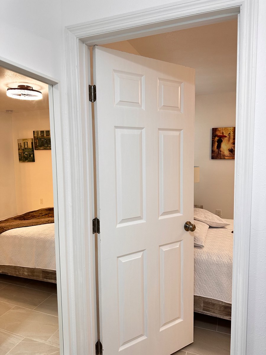 Large Mirror inside the Closet