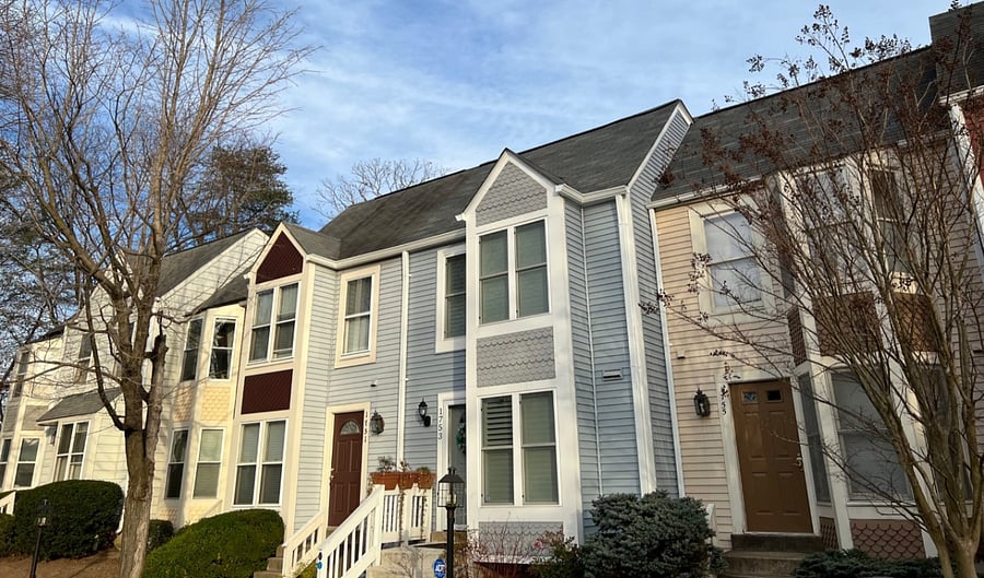 Newly rennovated town home in attractive "mountain town" neighborhood, 1 mile from Reston Town Center and the metro. Half mile from the Reston Hospital Center.