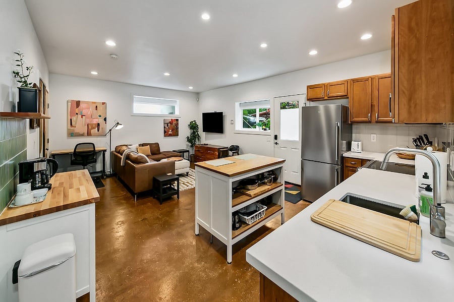Furnished Finder property 697831_1 photo 3