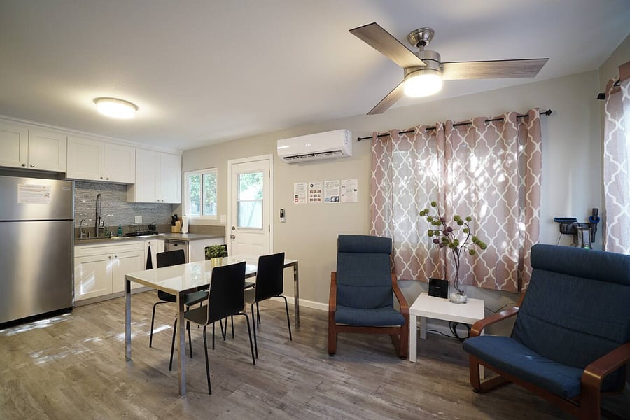 Furnished Finder property 697891_4 photo 1
