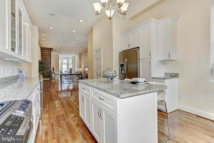 Furnished Finder property 697939_1 photo 9