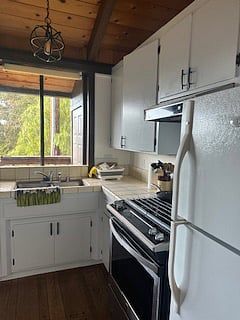 Furnished Finder property 697963_1 photo 11