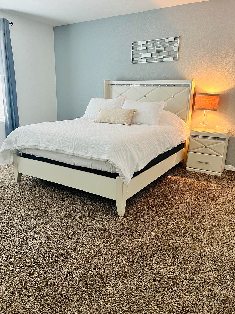 Furnished Finder property 697998_1 photo 12