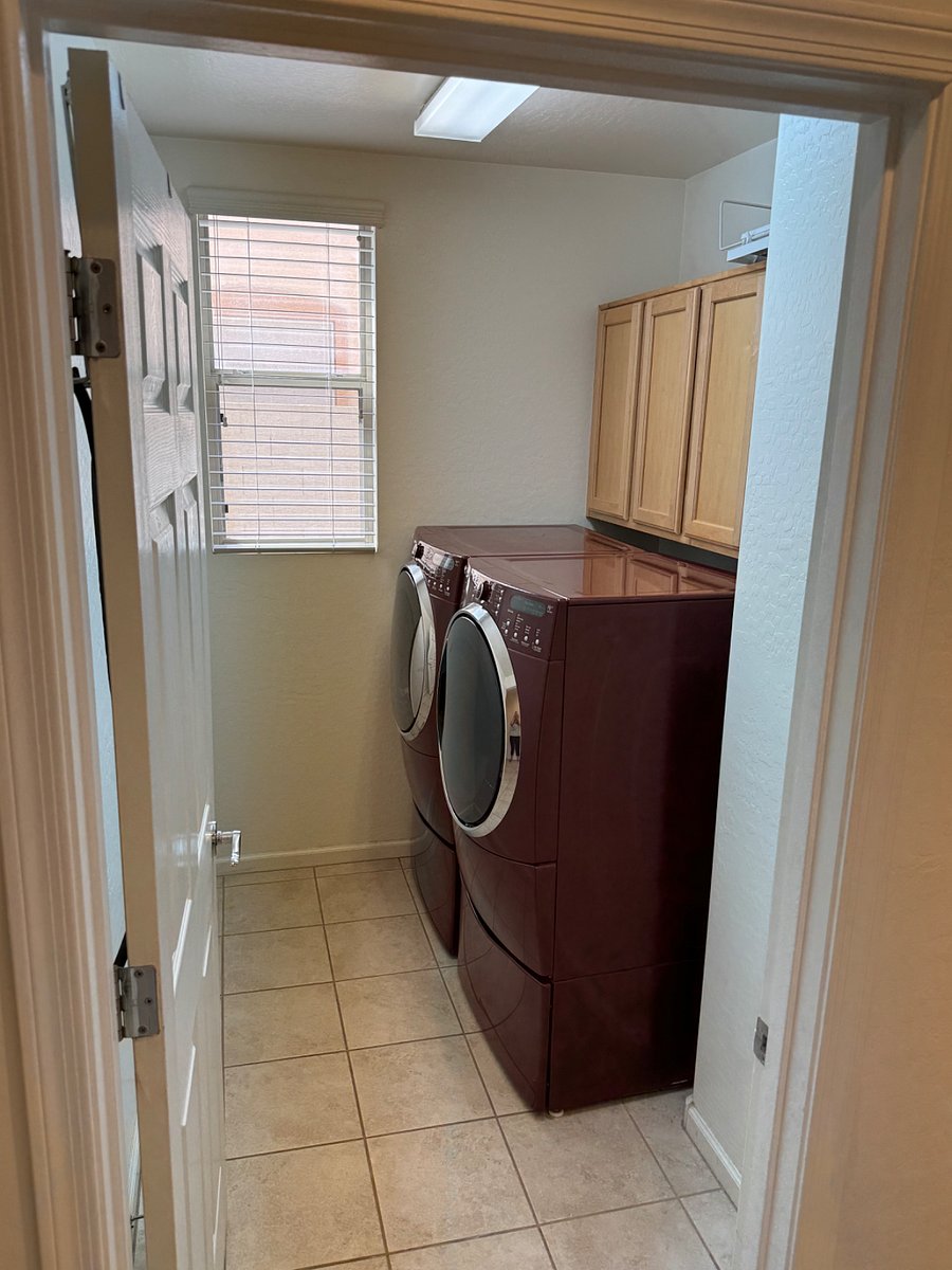 Furnished Finder property 698250_1 photo 12