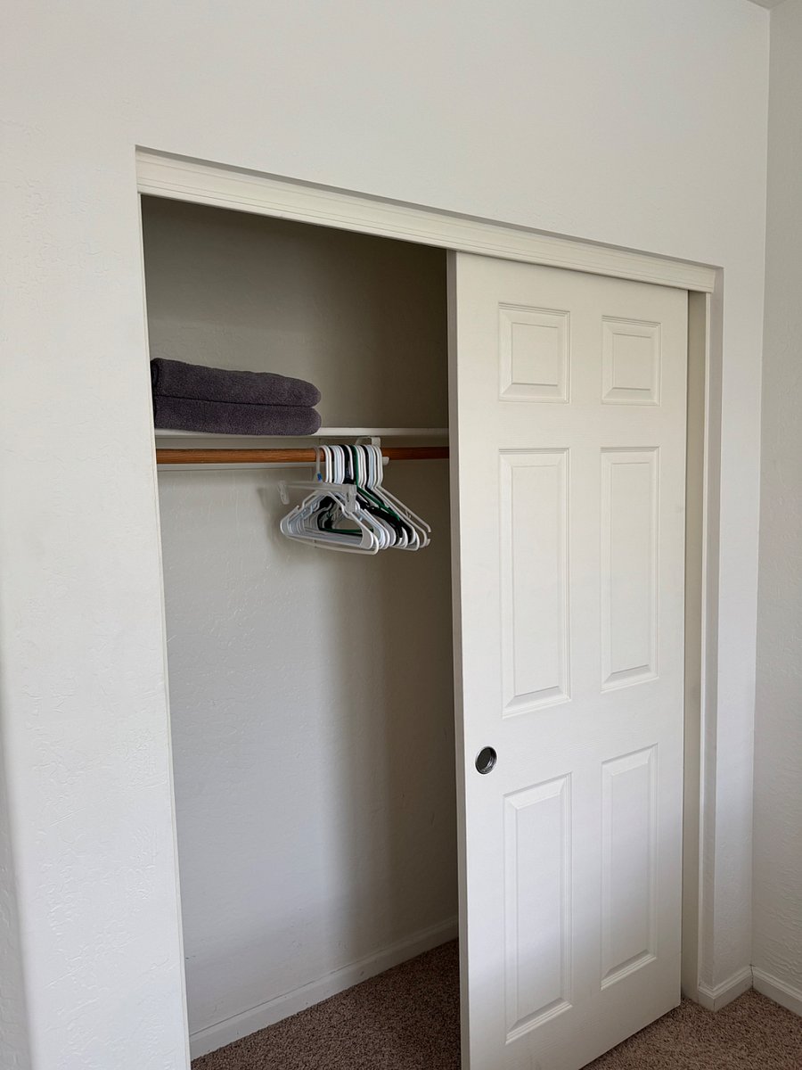 Furnished Finder property 698250_1 photo 25