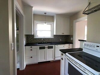 Furnished Finder property 698277_1 photo 5