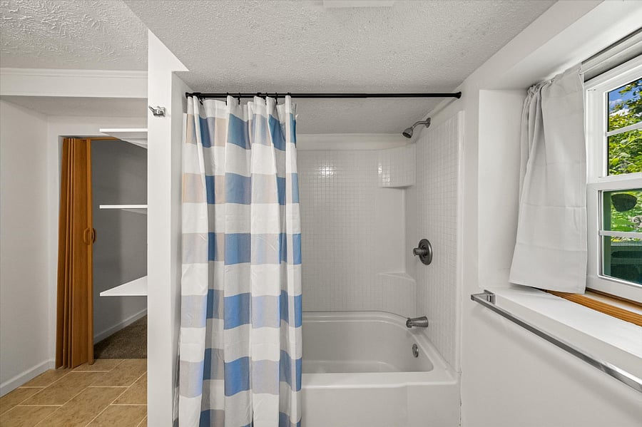 Furnished Finder property 698346_1 photo 14