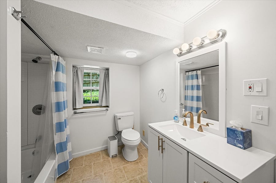 Furnished Finder property 698346_1 photo 13