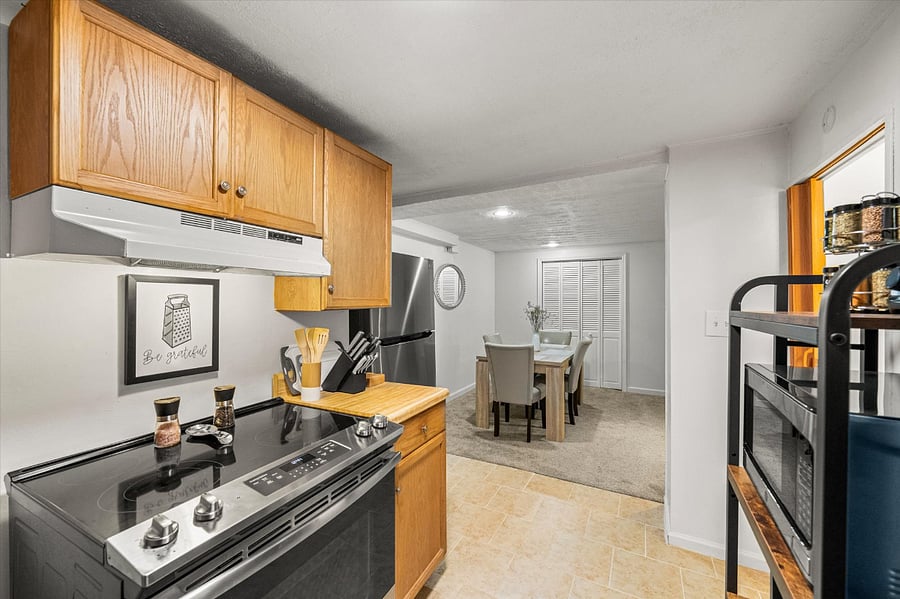 Furnished Finder property 698346_1 photo 12