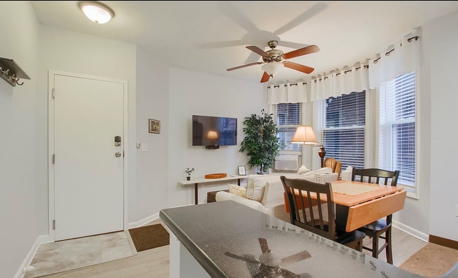 Furnished Finder property 698397_1 photo 3