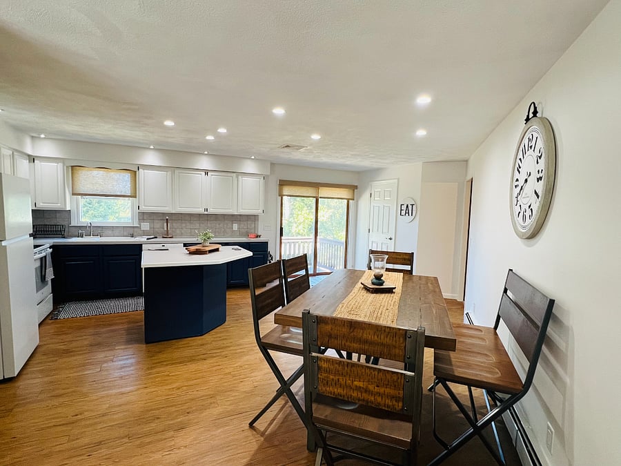 Furnished Finder property 698456_1 photo 3