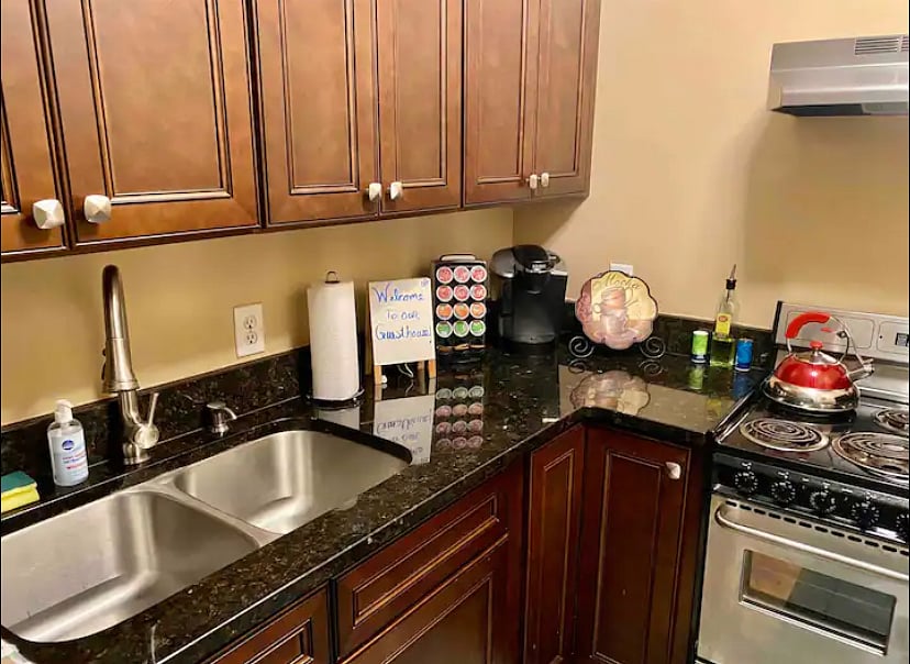 Furnished Finder property 698506_1 photo 12