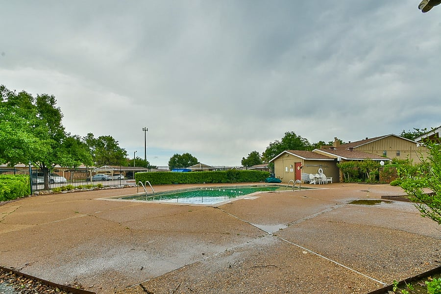 Furnished Finder property 698528_1 photo 24