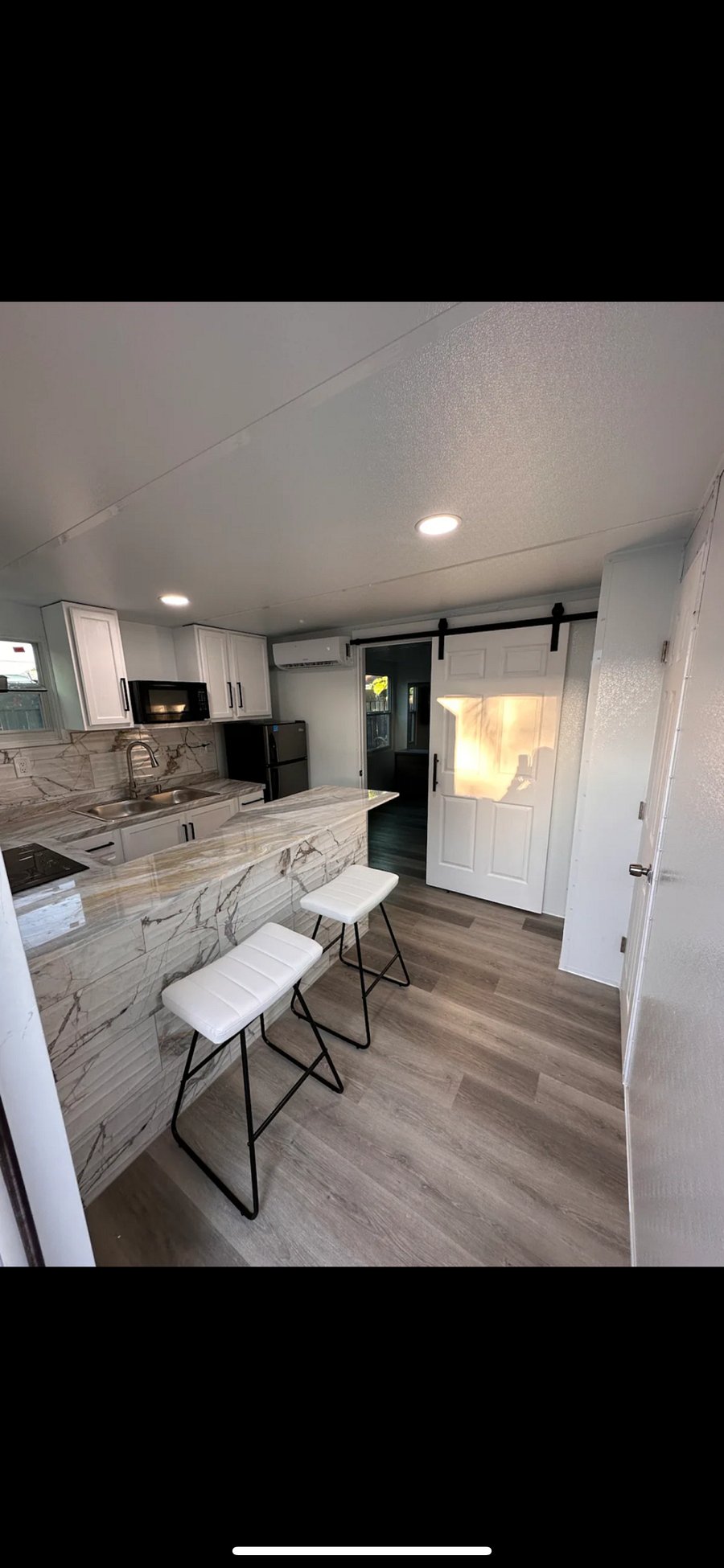 Furnished Finder property 698566_1 photo 4