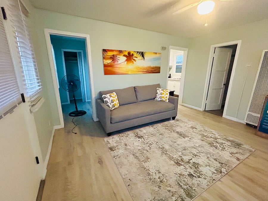 Furnished Finder property 698650_1 photo 12
